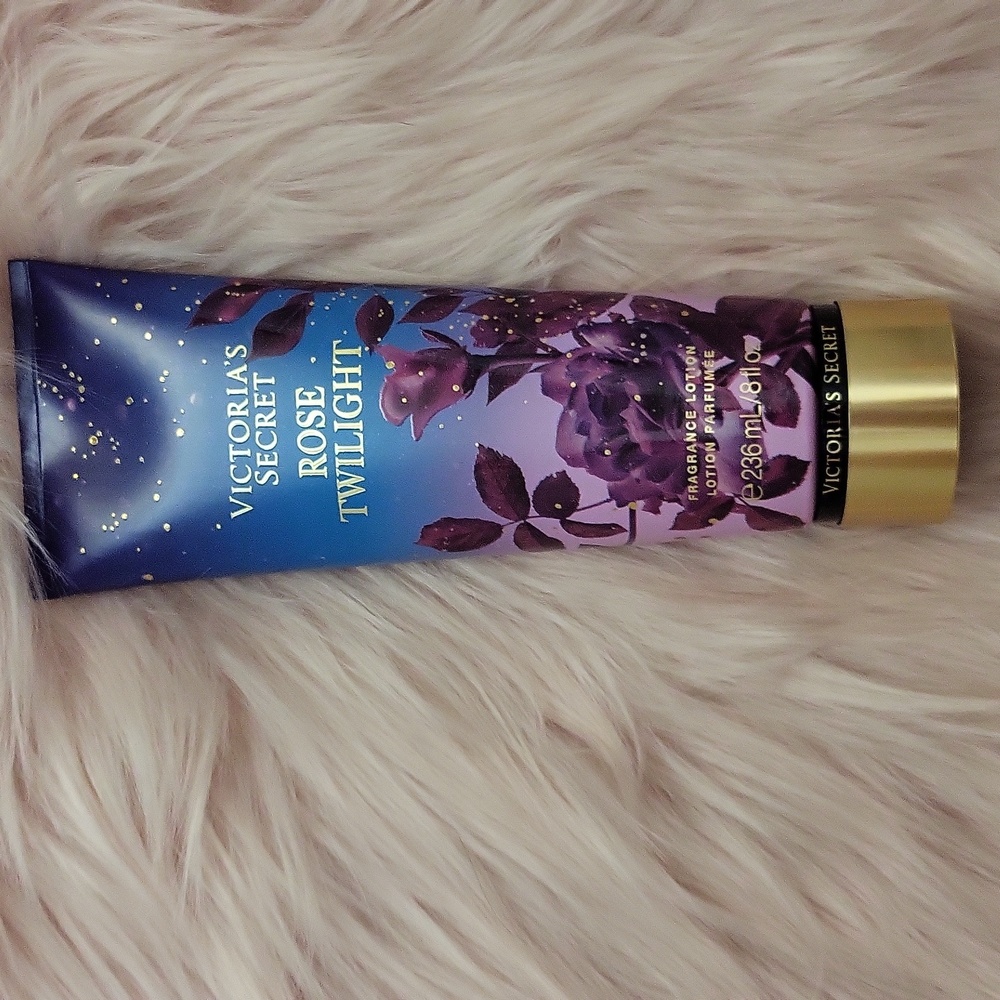 New Listing!! Brand New Victoria's Secret Fragrance Lotion